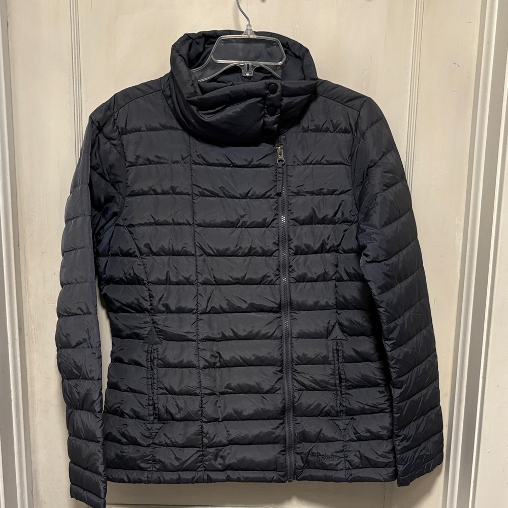 L.L. Bean Lightweight Blue Quilted Down Blend Asymmetrical Jacket Small Regular